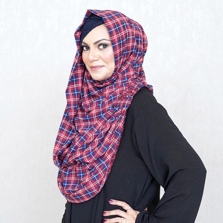 DRAPEREAZE | WHITE & RED BURBERRY - CHIFFON